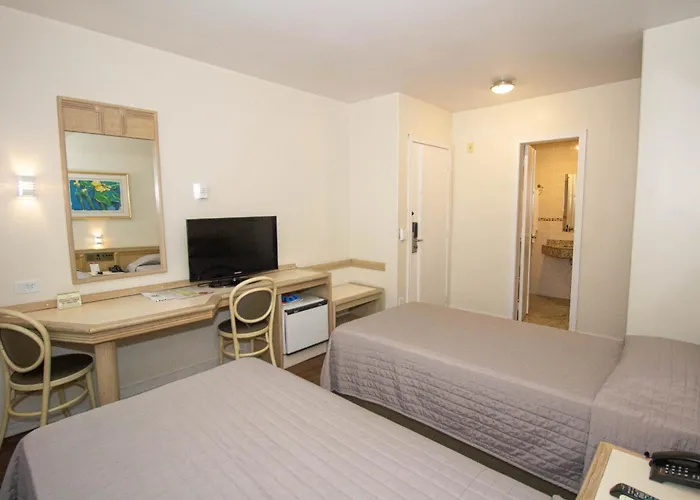 Trevi Hotel E Business