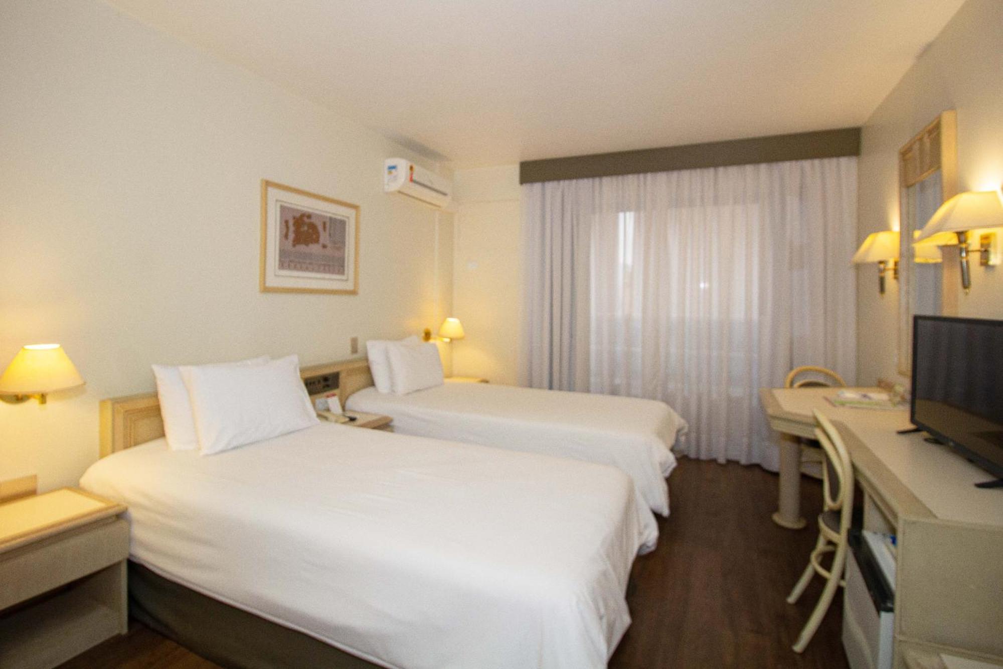 Trevi Hotel E Business 3* Curitiba