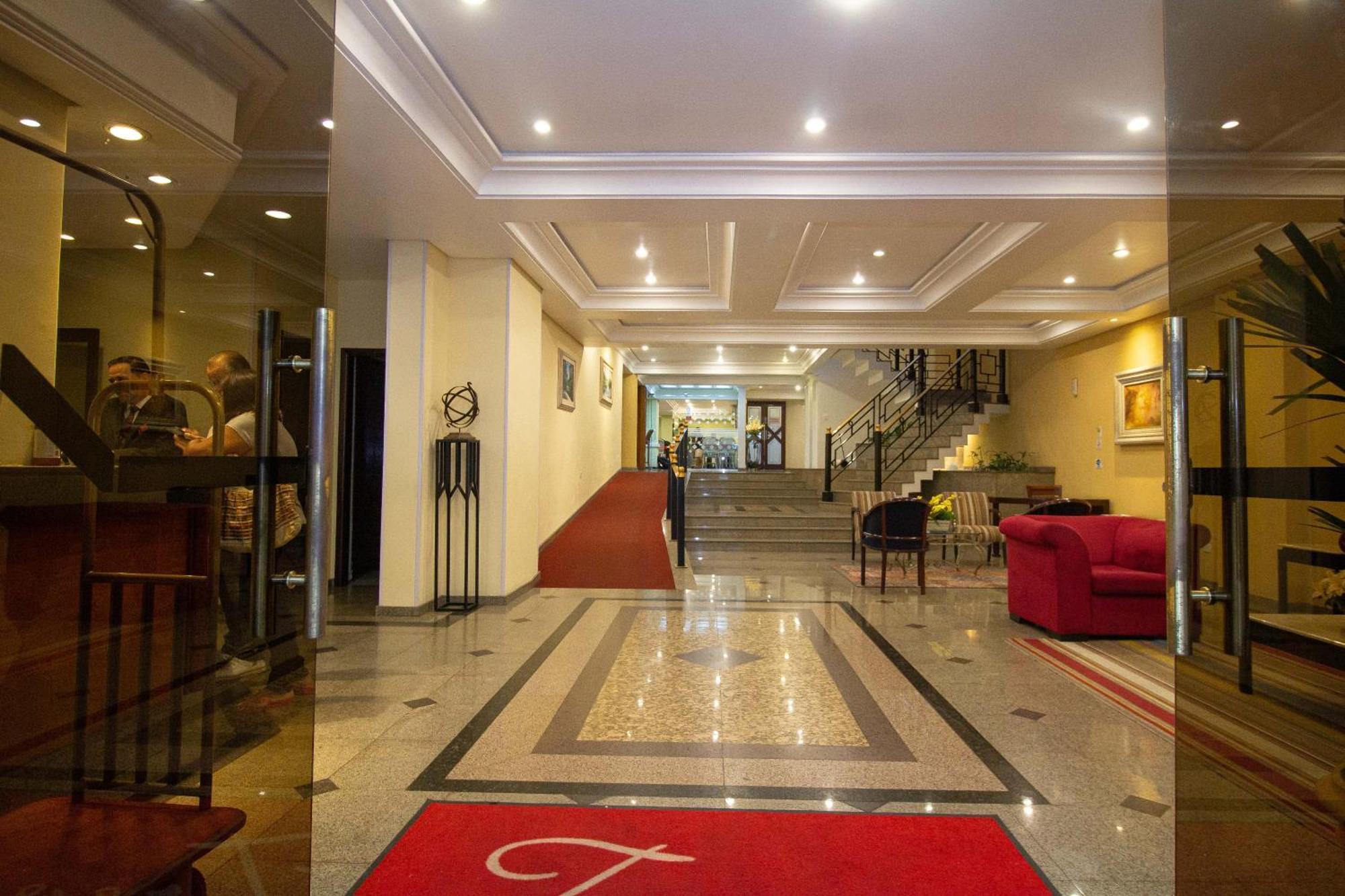 Trevi Hotel E Business Hotel 3*