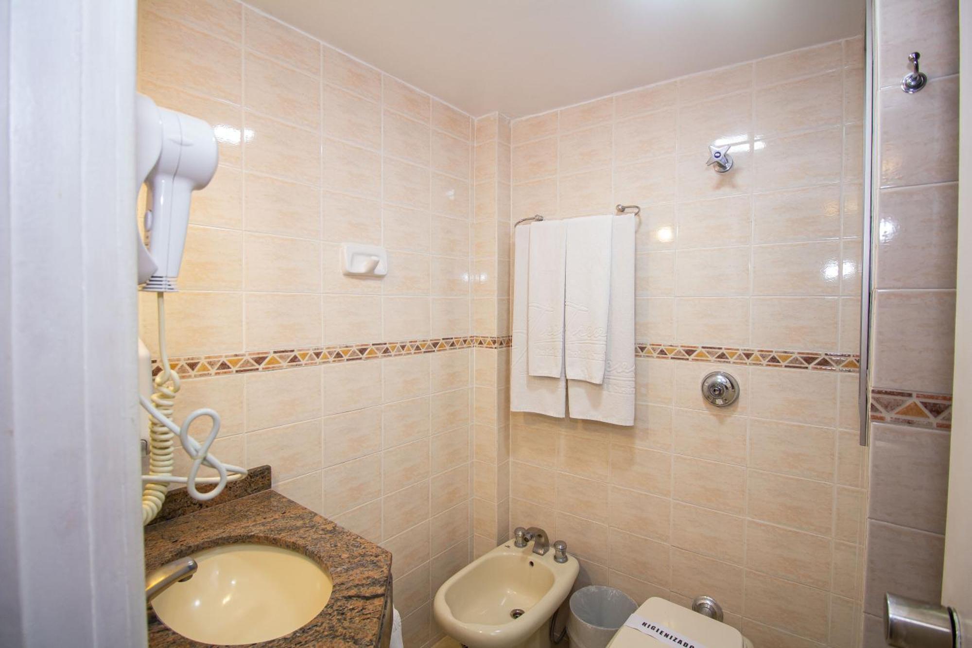 Trevi Hotel E Business 3* Curitiba