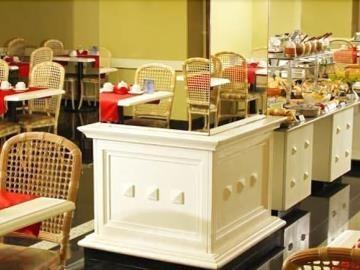 Trevi Hotel E Business Hotel 3*